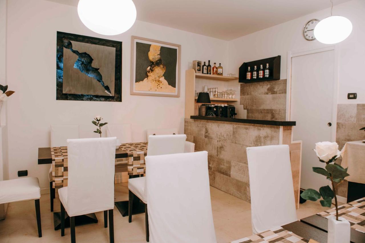 Hotel La Contrada Verbania Dış mekan fotoğraf
